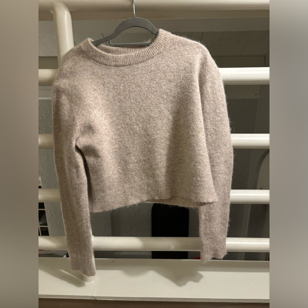 lululemon Alpaca-Wool blend sweater